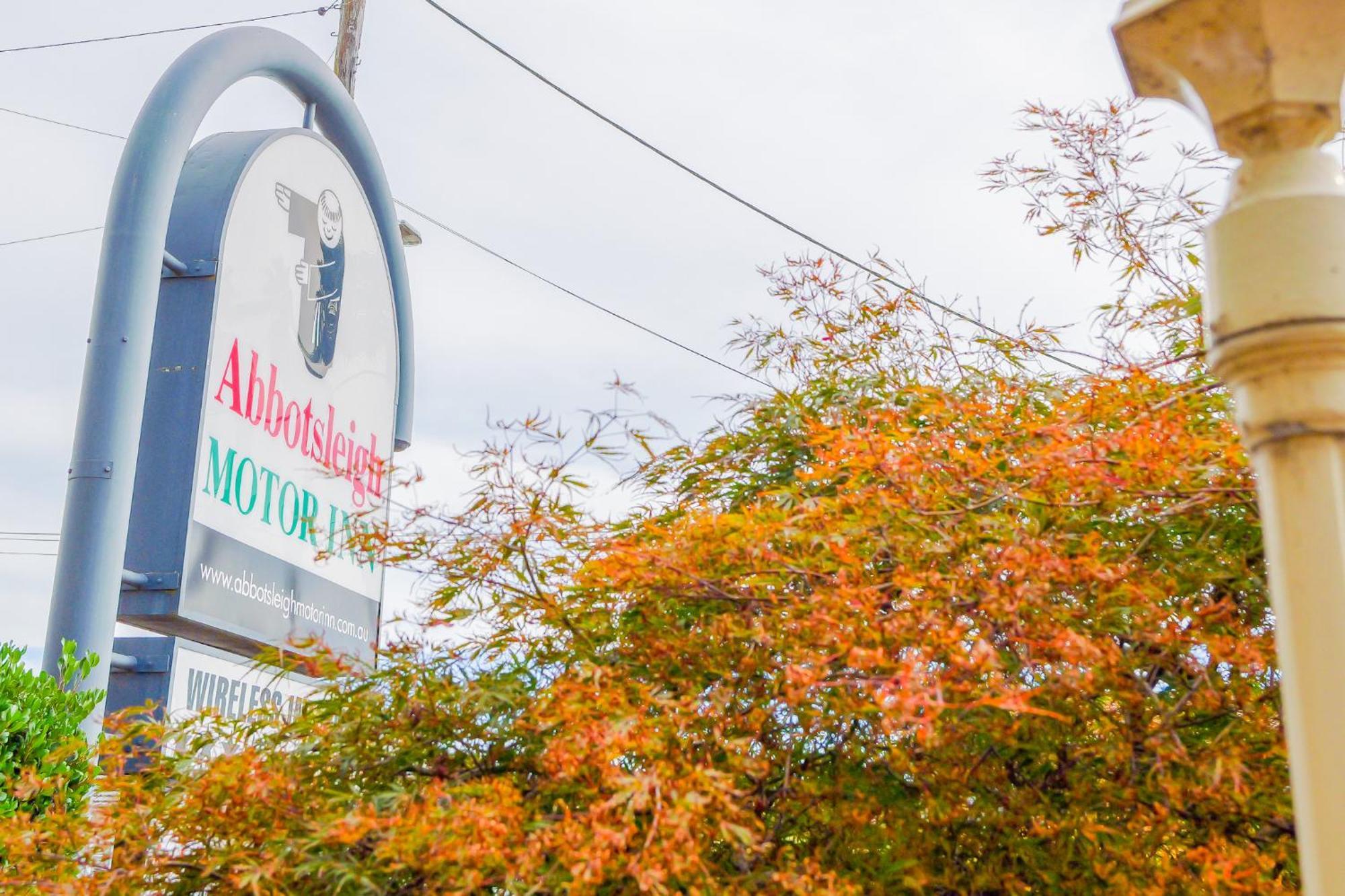 Abbotsleigh Motor Inn Armidale Eksteriør billede