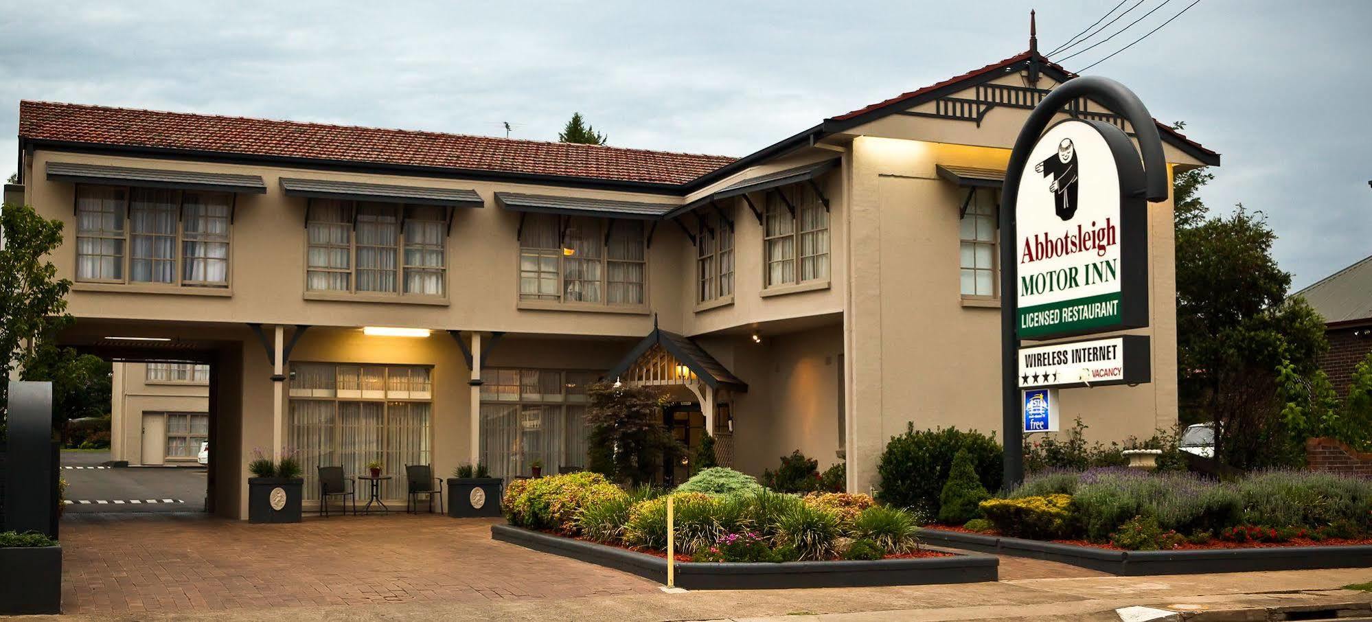 Abbotsleigh Motor Inn Armidale Eksteriør billede